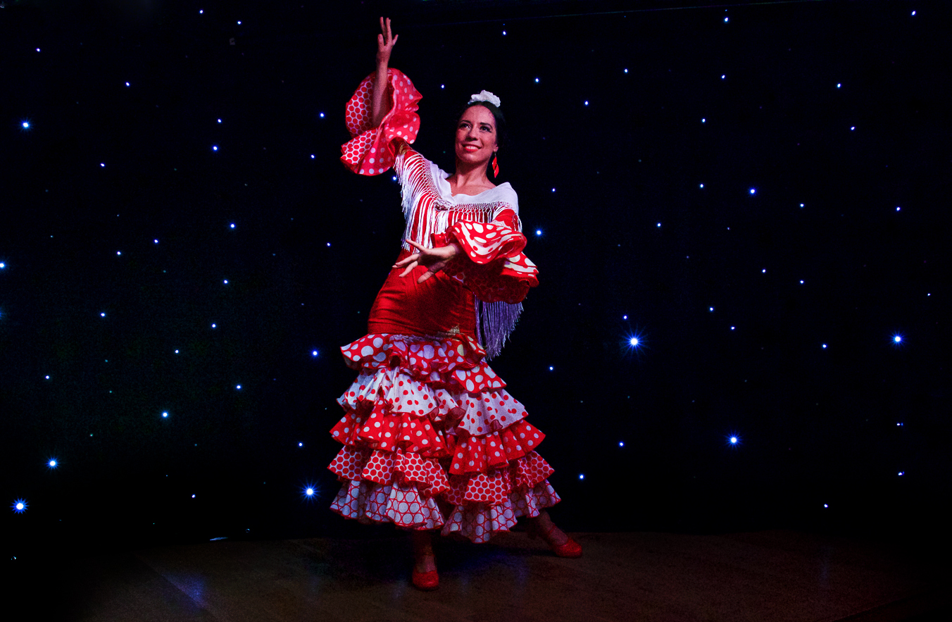 Lucia Lucidez Flamenco Dancer For Hire