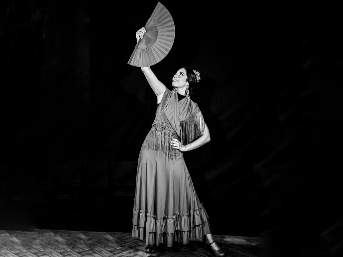 How can we celebrate our wedding anniversary?