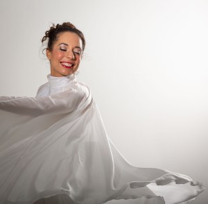 Lucia Schweigert Loie Fuller inspired dance performance Photo: Liz Gorman