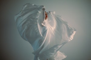 Lucia Schweigert Loie Fuller inspired dance performance Photo: Liz Gorman